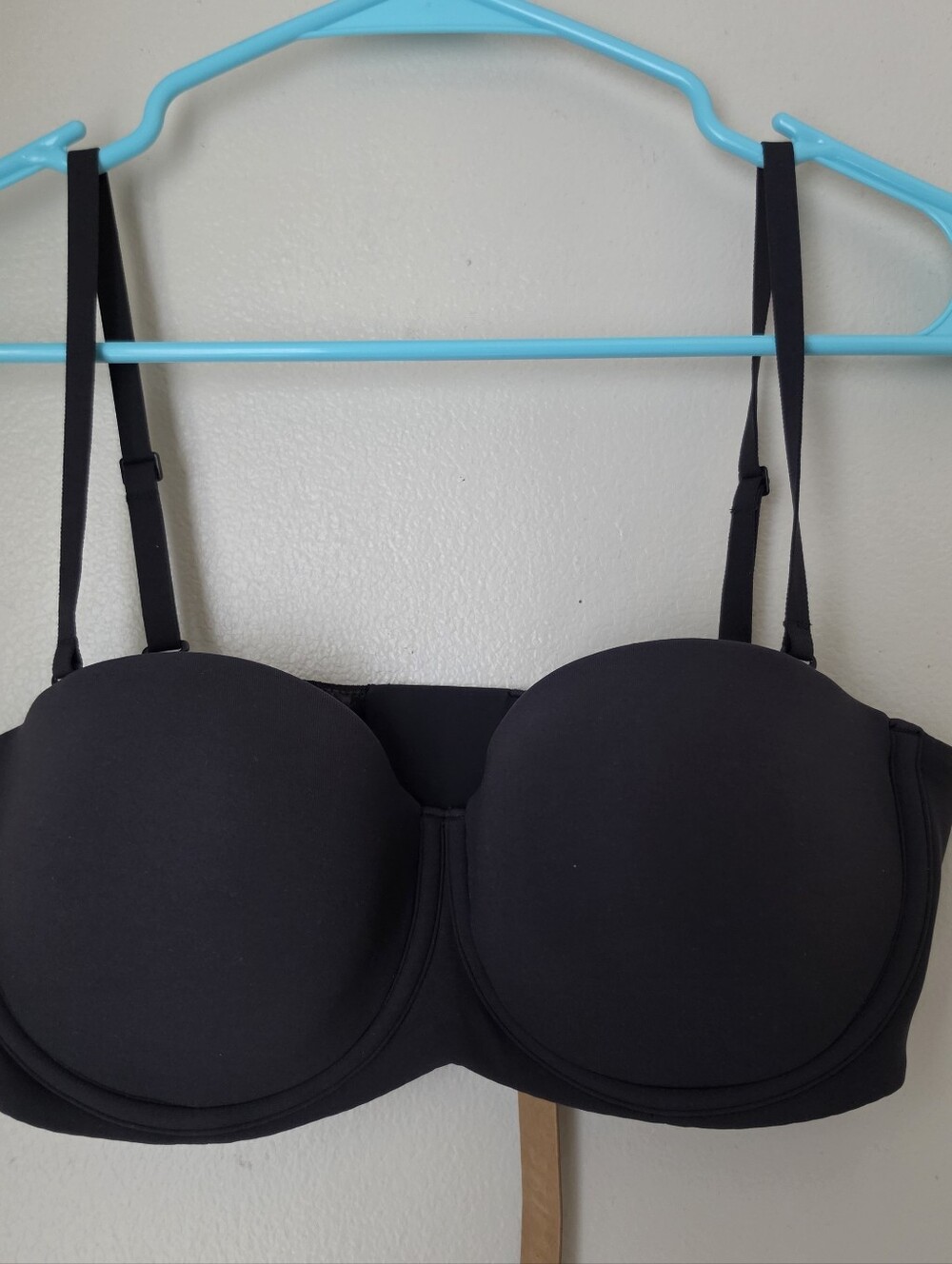 SKIMS Fits everybody bra, strapless